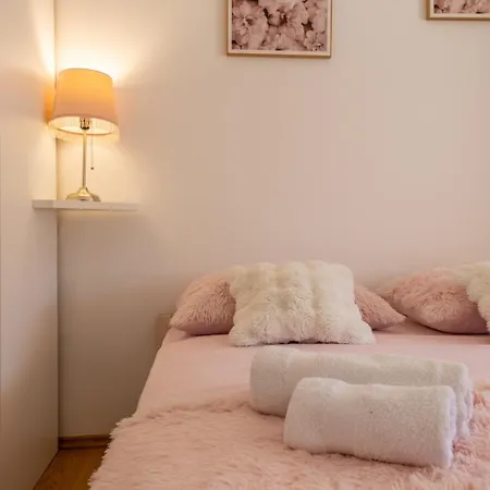 Milankovic Konukevi 3*